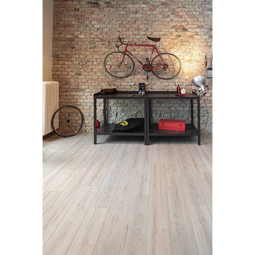 Kaindl Laminált padló PRÉMIUM AQUA Eiche Oak Claymono 12 mm 1 sávos